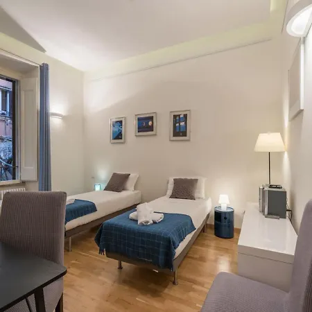 The Rent - Elegant Flat Near Colosseum Apartamento Roma