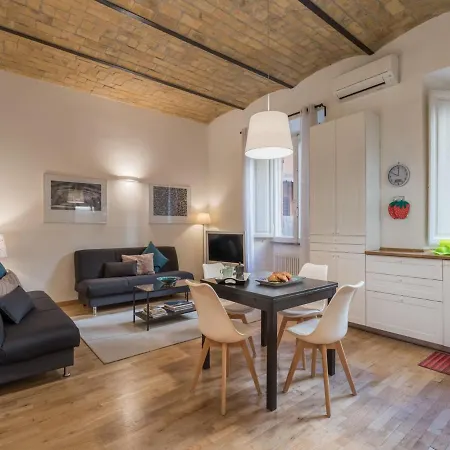 The Rent - Elegant Flat Near Colosseum Roma