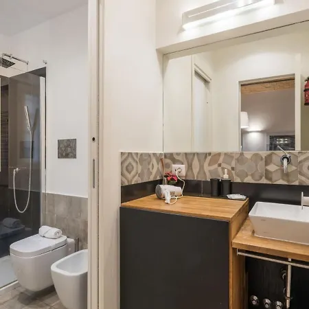 Apartamento The Rent - Elegant Flat Near Colosseum *